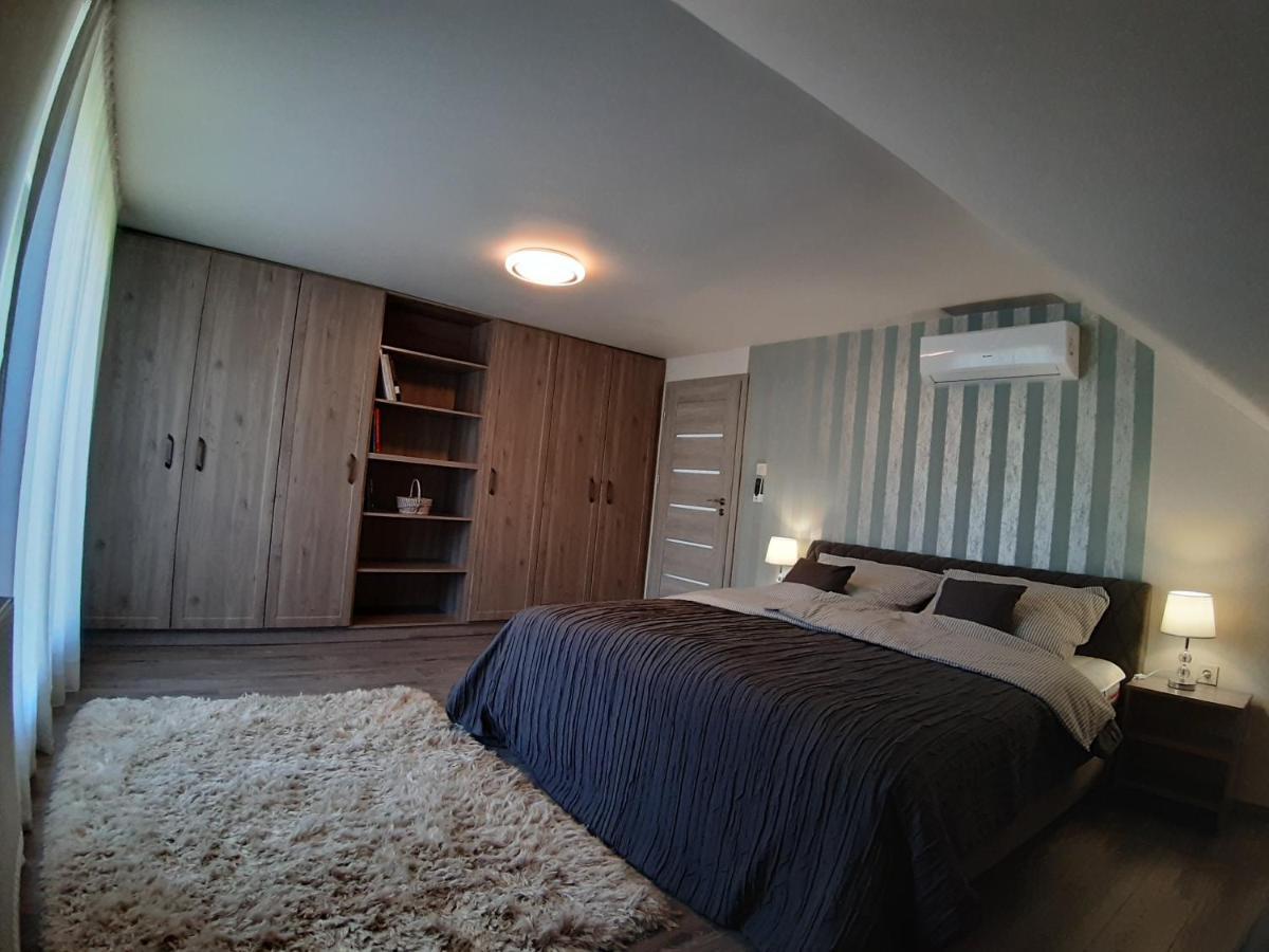 Profi Keco Apartman Balatonalmádi Extérieur photo