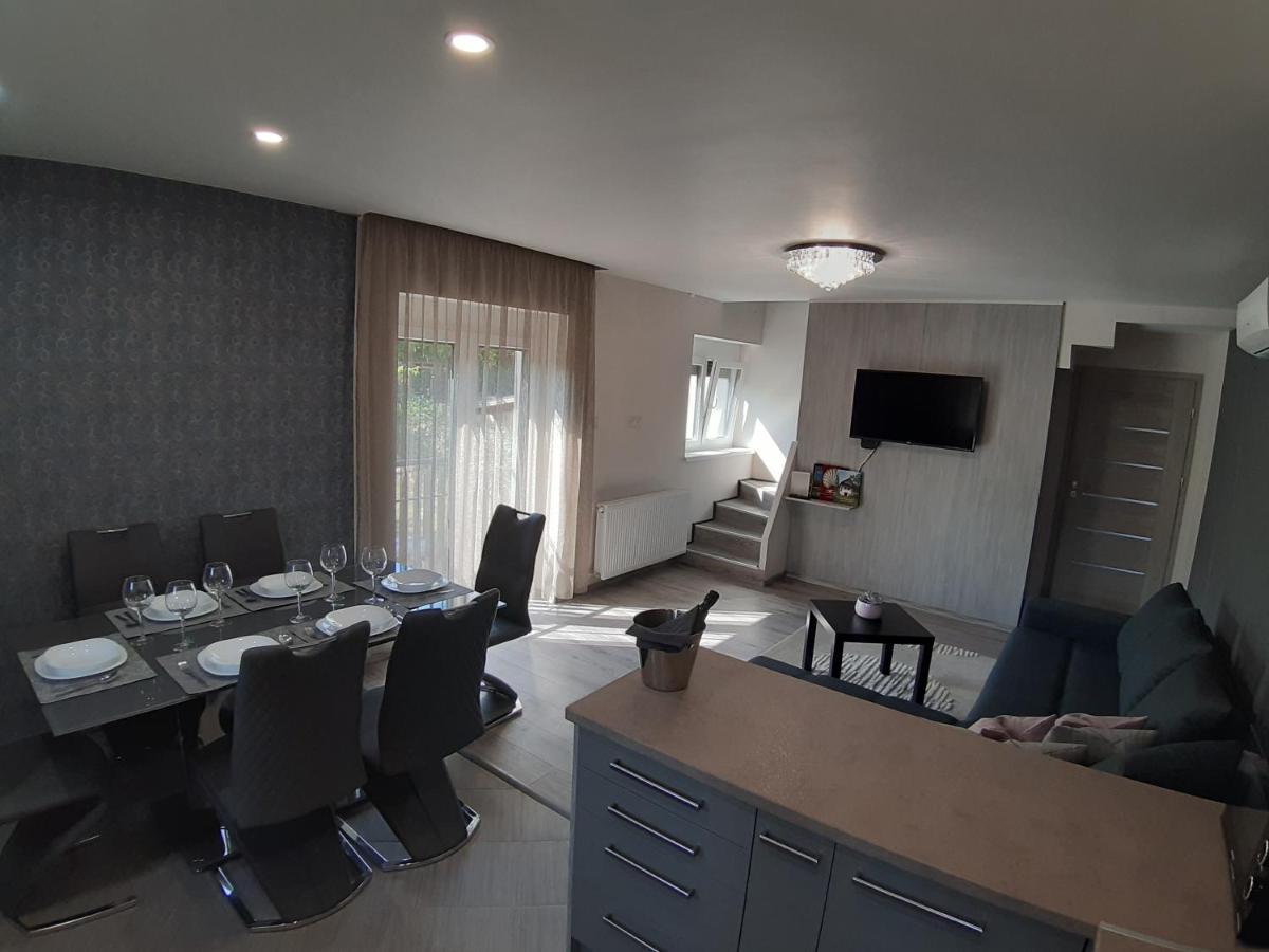 Profi Keco Apartman Balatonalmádi Extérieur photo